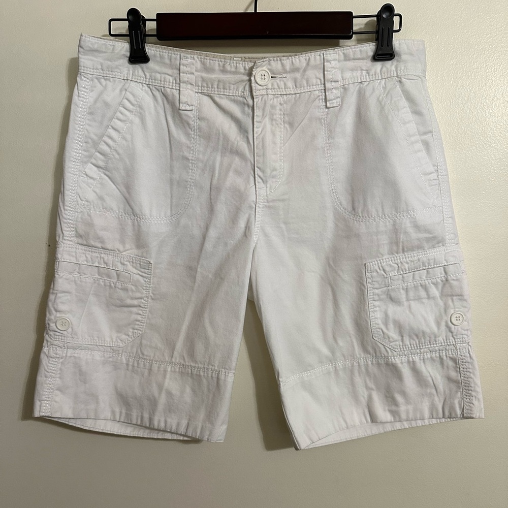 Calvin Klein Jeans White Cotton Shorts with Cuffs, Size 8